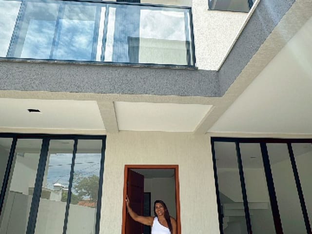 Casa 3 quartos e 1 banheiro, à venda, no bairro Ouro Verde em Rio das Ostras