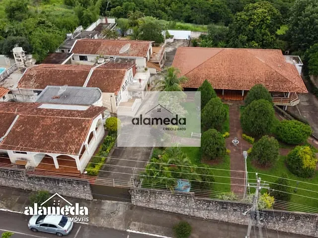 Casa com 1500m², à venda, no bairro CENTRO em Jacarezinho