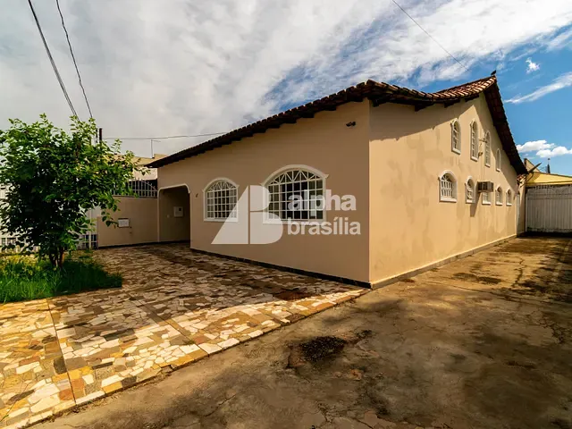 Casa com 170m² 3 quartos e 4 banheiros, à venda, no bairro Guará II em Brasília