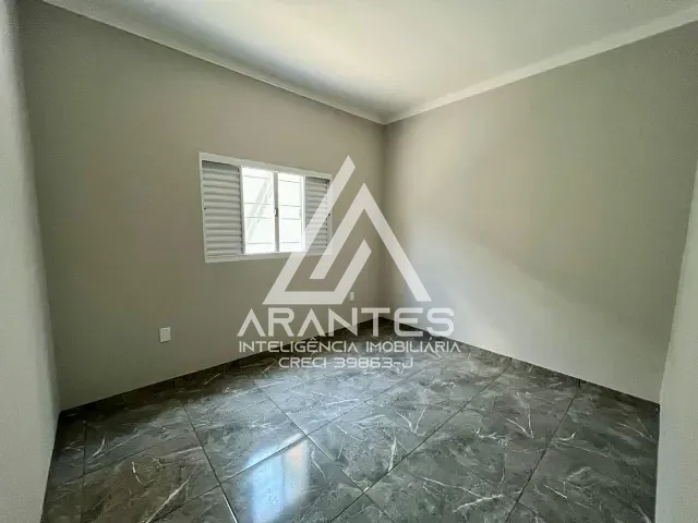 Casa 2 quartos e 2 banheiros, à venda, no bairro Parque Residencial Minerva em Barretos