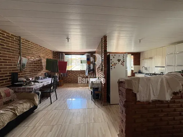 Casa 3 quartos e 1 banheiro, à venda, no bairro Solar do Barreiro (Barreiro) em Belo Horizonte