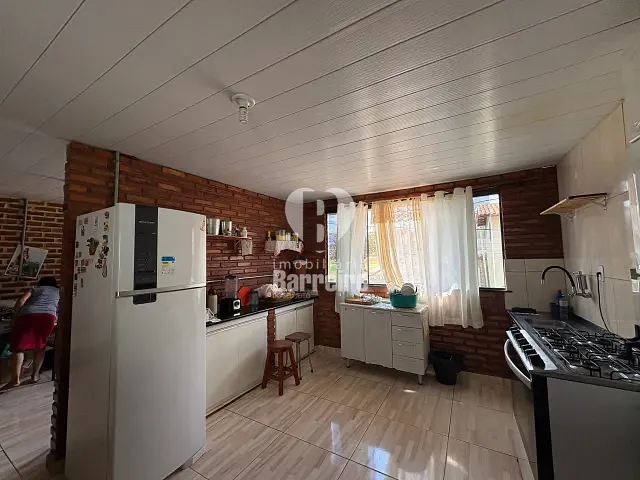 Casa 3 quartos e 1 banheiro, à venda, no bairro Solar do Barreiro (Barreiro) em Belo Horizonte