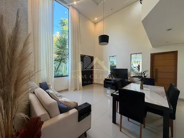 Casa 3 quartos e 1 banheiro, à venda, no bairro Nova Gramado em Juiz de Fora