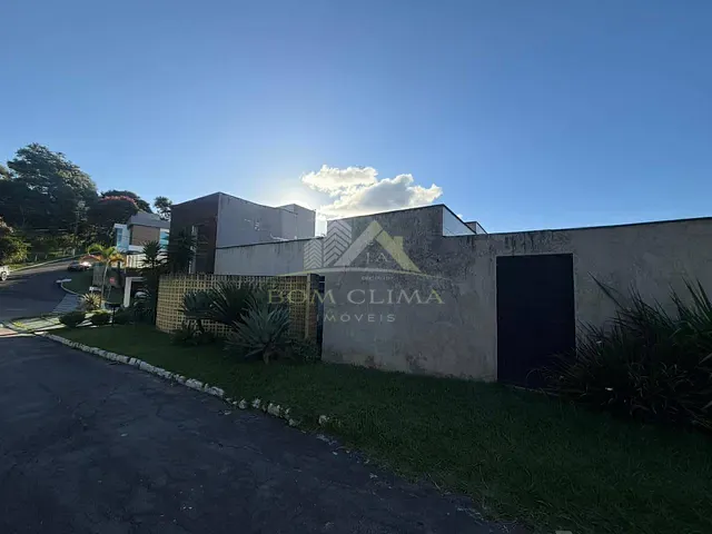 Casa 3 quartos e 1 banheiro, à venda, no bairro Nova Gramado em Juiz de Fora