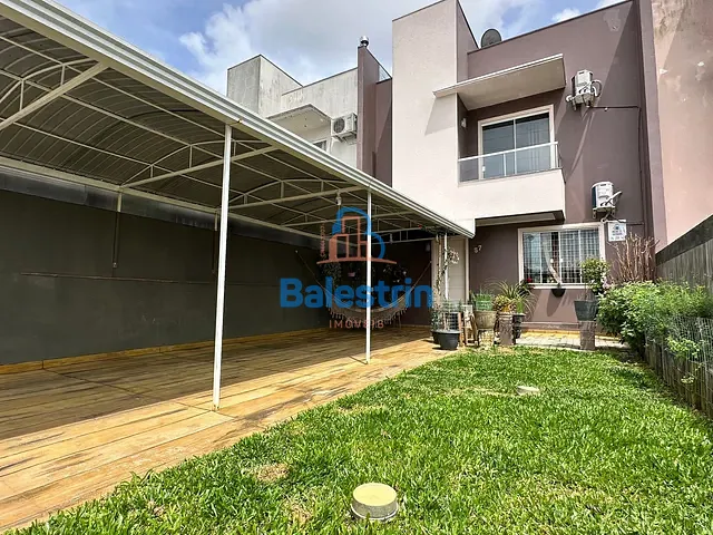 Casa 3 quartos e 2 banheiros, à venda, no bairro Das Nações em Fraiburgo