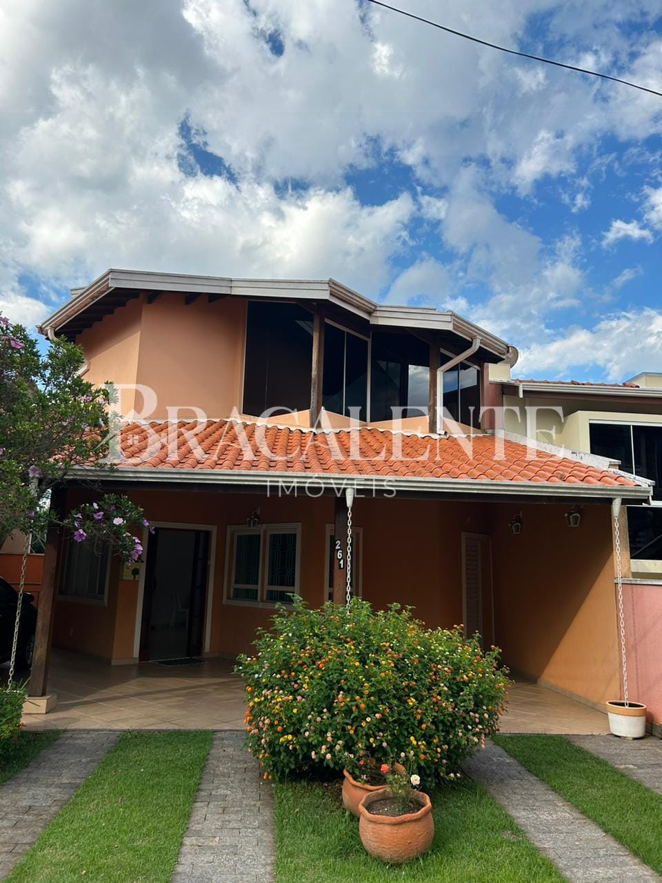 Casa, 1 quarto, 250 m² - Foto 2