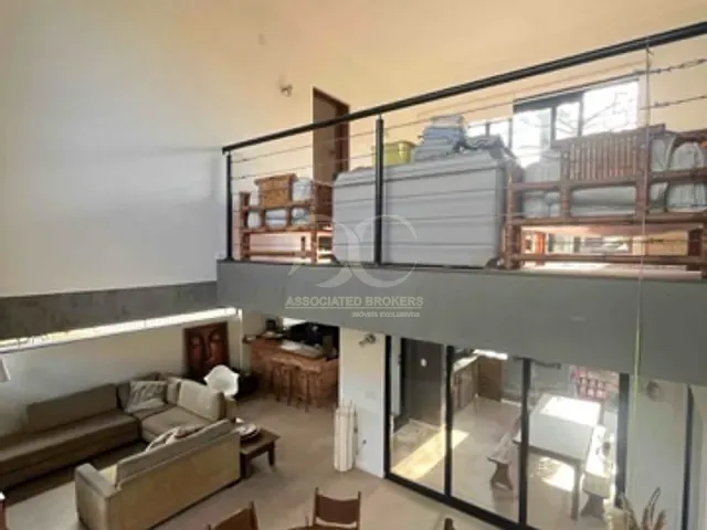 Casa com 227m² 3 quartos e 4 banheiros, à venda, no bairro Rio Tavares em Florianópolis