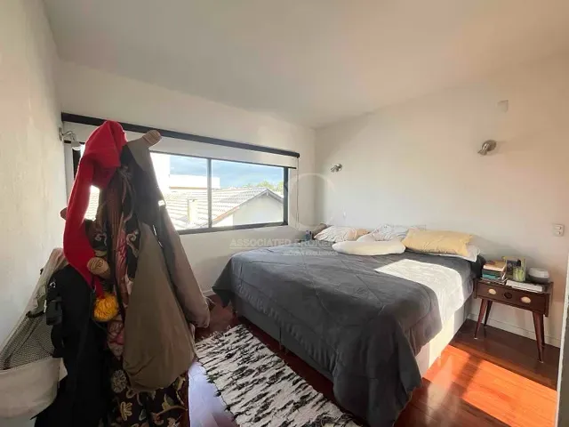 Casa com 227m² 3 quartos e 4 banheiros, à venda, no bairro Rio Tavares em Florianópolis