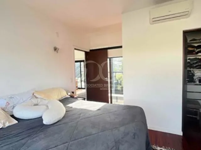 Casa com 227m² 3 quartos e 4 banheiros, à venda, no bairro Rio Tavares em Florianópolis