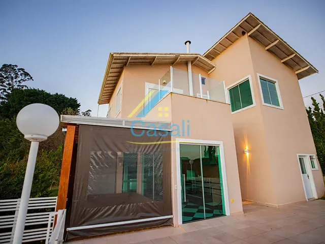 Casa 3 quartos e 5 banheiros, à venda ou para alugar, no bairro Bairro do Cambará em São Roque