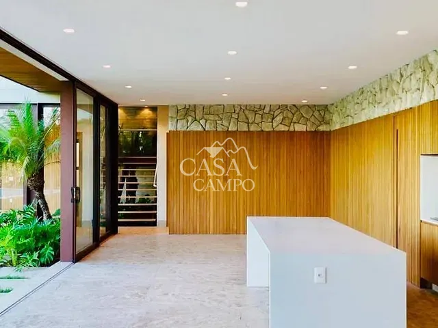 Casa com 1940m² 6 quartos e 8 banheiros, à venda, no bairro Condomínio Terras de São José I em Itu