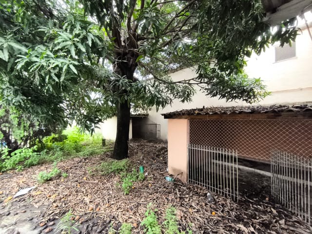Casa com 408m² 5 quartos e 6 banheiros, à venda, no bairro Centro em Governador Valadares