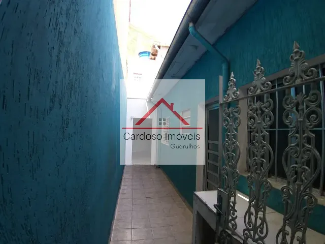 Casa com 120m² 3 quartos e 2 banheiros, à venda ou para alugar, no bairro Vila das Palmeiras em Guarulhos