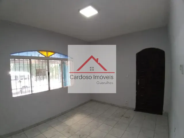 Casa com 120m² 3 quartos e 2 banheiros, à venda ou para alugar, no bairro Vila das Palmeiras em Guarulhos