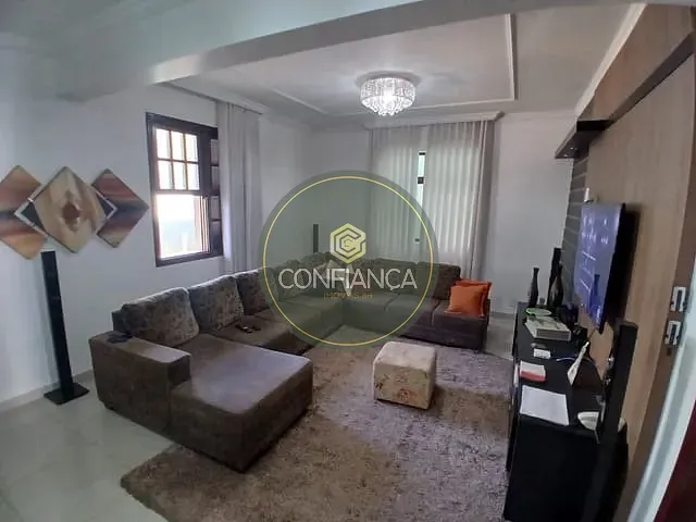 Casa 5 quartos e 4 banheiros, à venda, no bairro Fernão Dias em Belo Horizonte