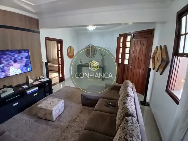 Casa 5 quartos e 4 banheiros, à venda, no bairro Fernão Dias em Belo Horizonte