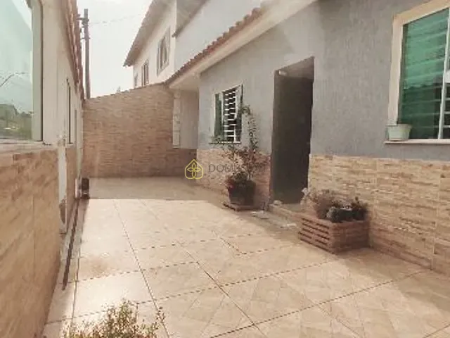 Casa com 180m² 3 quartos e 2 banheiros, à venda, no bairro Barreira Cravo em Volta Redonda