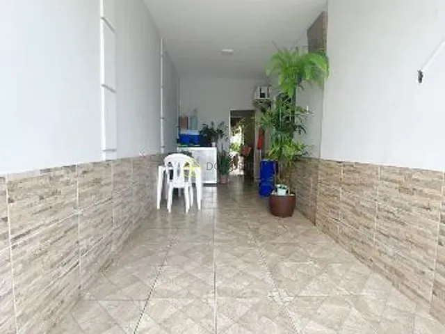 Casa com 180m² 3 quartos e 2 banheiros, à venda, no bairro Barreira Cravo em Volta Redonda