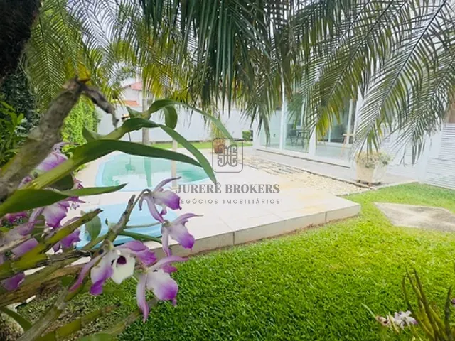 Casa com 450m² 4 quartos e 4 banheiros, à venda, no bairro Jurerê Internacional em Florianópolis