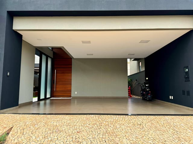 Casa com 425m² 4 quartos e 5 banheiros, à venda, no bairro Ecoville 01 em Dourados
