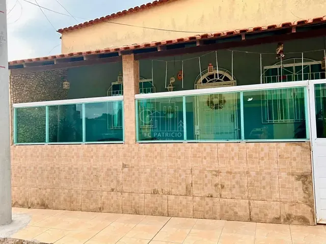 Casa com 500m² 4 quartos e 2 banheiros, à venda, no bairro Botafogo em São Pedro da Aldeia