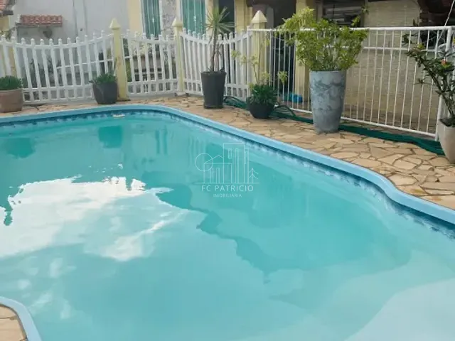 Casa com 500m² 4 quartos e 2 banheiros, à venda, no bairro Botafogo em São Pedro da Aldeia