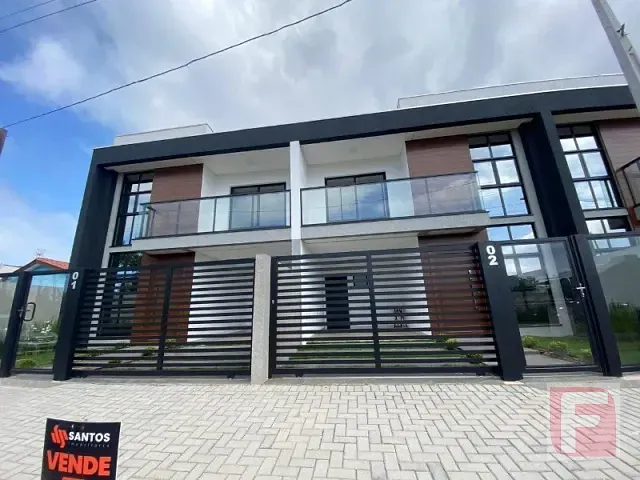 Casa 4 quartos e 5 banheiros, à venda, no bairro Rainha em Itapoá