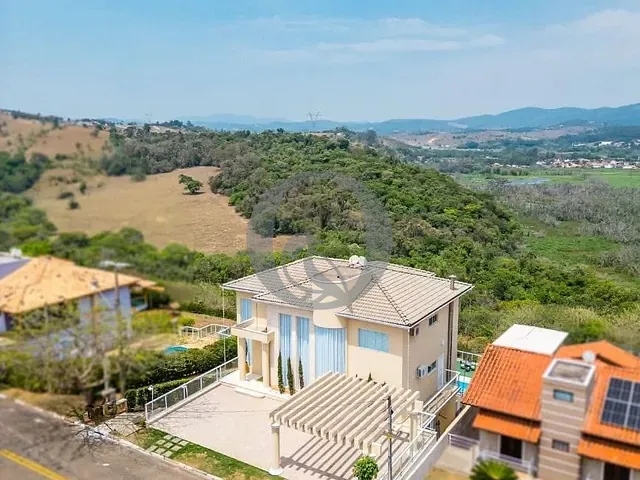 Casa com 1038m² 3 quartos e 4 banheiros, à venda, no bairro Vale do Sol em Bom Jesus dos Perdões