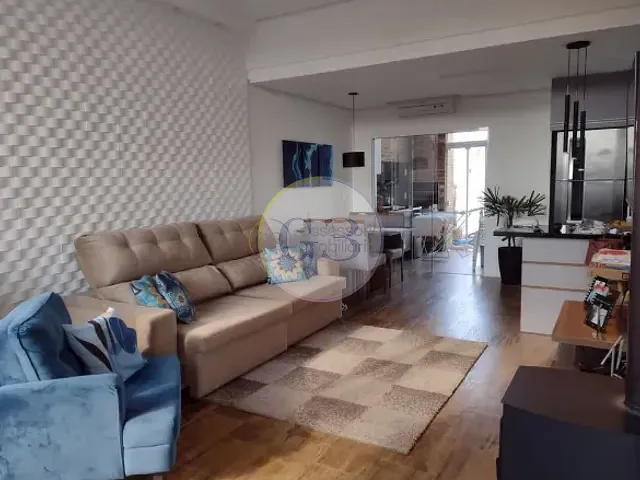 Casa 2 quartos e 1 banheiro, à venda, no bairro Areal em Pelotas