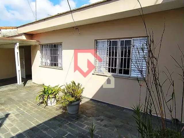 Casa com 250m² 3 quartos e 2 banheiros, à venda, no bairro Jardim Guapituba em Mauá