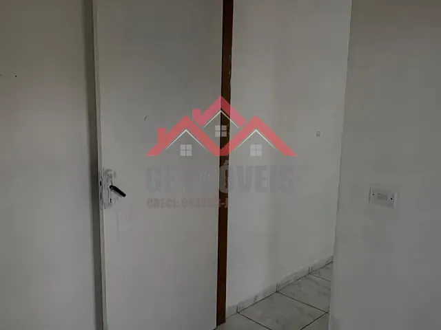 Casa 1 quarto e 1 banheiro, para alugar, no bairro Parque Arariba em São Paulo