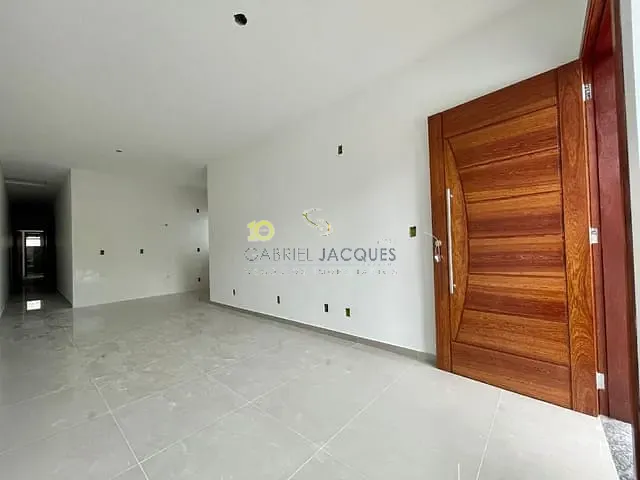 Casa com 180m² 3 quartos e 2 banheiros, à venda, no bairro Colônia Santana em São José