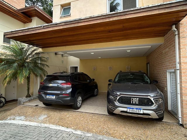 Casa 5 quartos e 7 banheiros, à venda, no bairro Santo Amaro em São Paulo