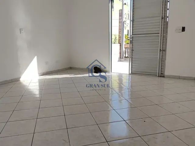 Casa 2 quartos e 2 banheiros, para alugar, no bairro Jardim Tanay em São Paulo