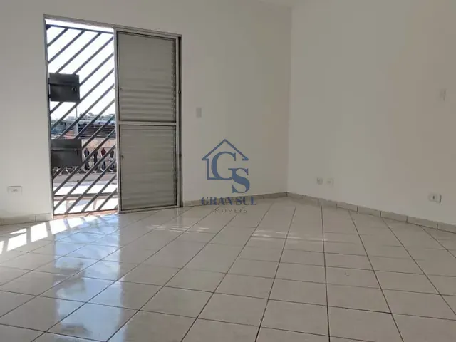 Casa 2 quartos e 2 banheiros, para alugar, no bairro Jardim Tanay em São Paulo