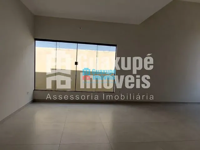 Casa com 360m² 3 quartos e 3 banheiros, à venda, no bairro Portal dos Lagos em Guaranésia