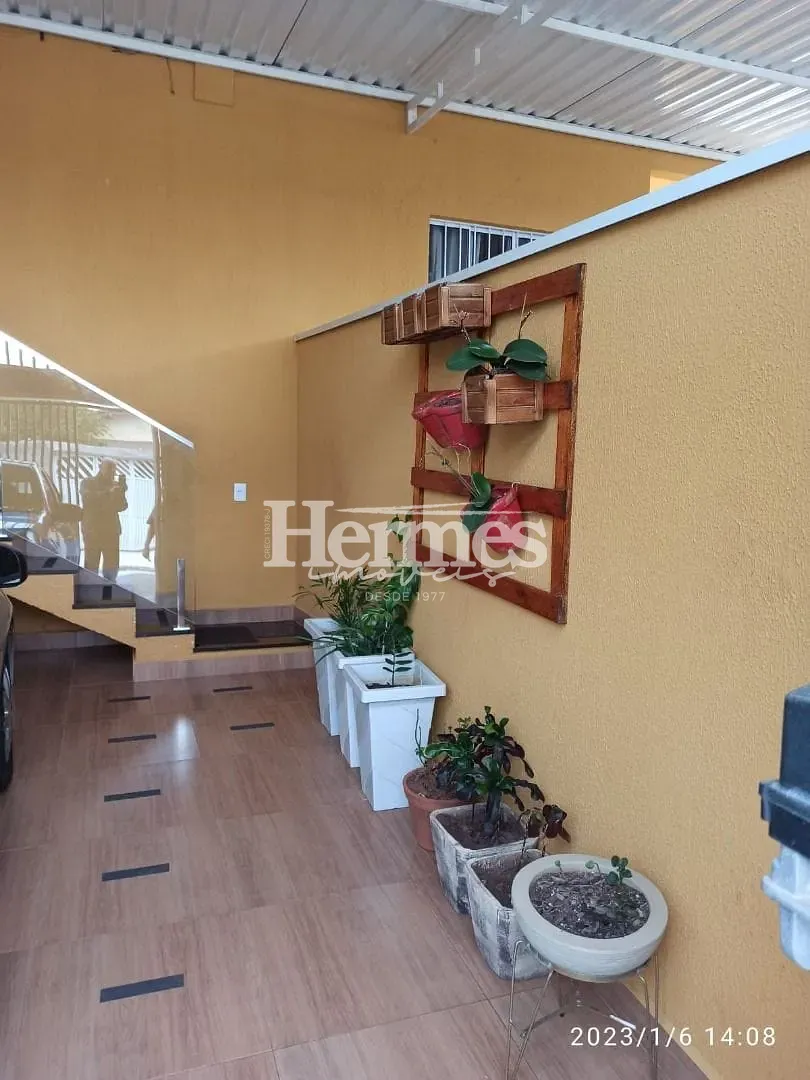 Casa, 3 quartos, 250 m² - Foto 1