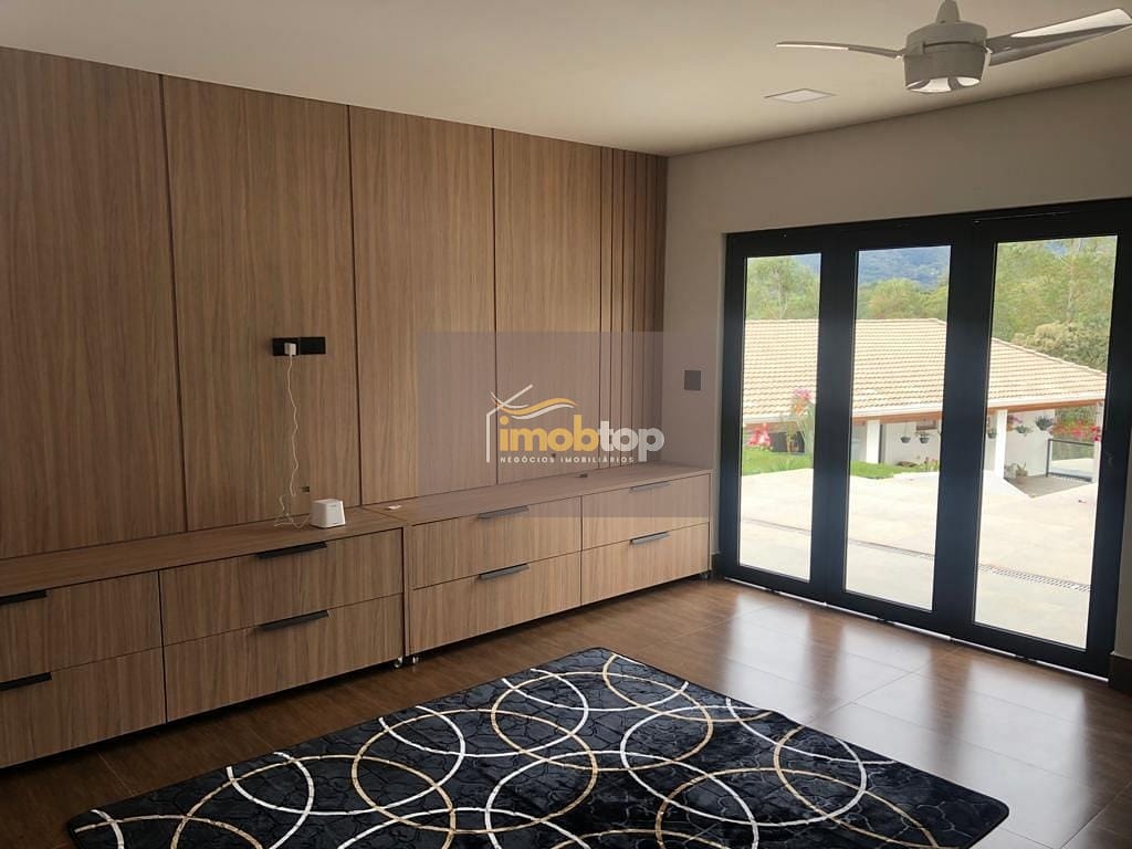 Casa, 3 quartos, 250 m² - Foto 19