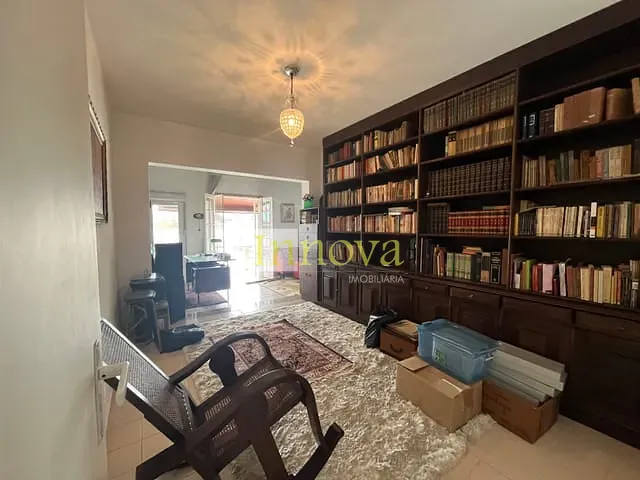 Casa com 360m² 4 quartos e 3 banheiros, à venda, no bairro Vila Atlântica em Caraguatatuba