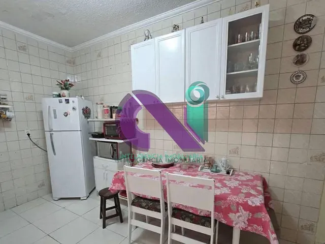 Casa 3 quartos e 2 banheiros, à venda, no bairro Jardim das Flores em Osasco