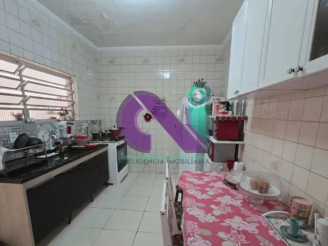 Casa 3 quartos e 2 banheiros, à venda, no bairro Jardim das Flores em Osasco