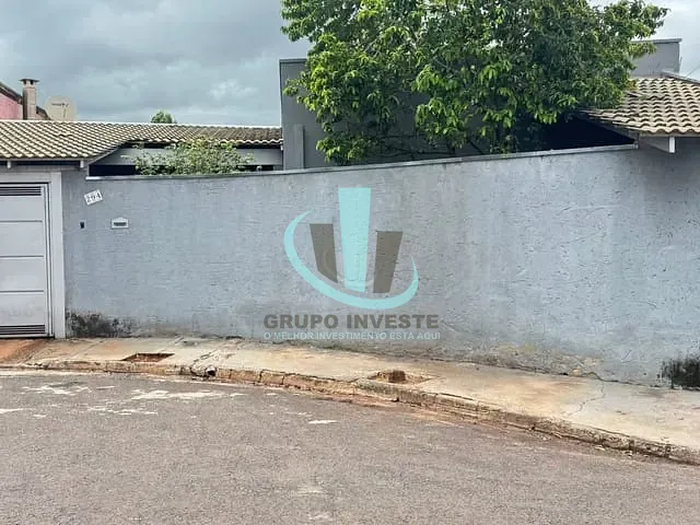 Casa com 326m² 2 quartos e 2 banheiros, à venda, no bairro PARQUE SÃO PAULO (VILA XAVIER) em ARARAQUARA