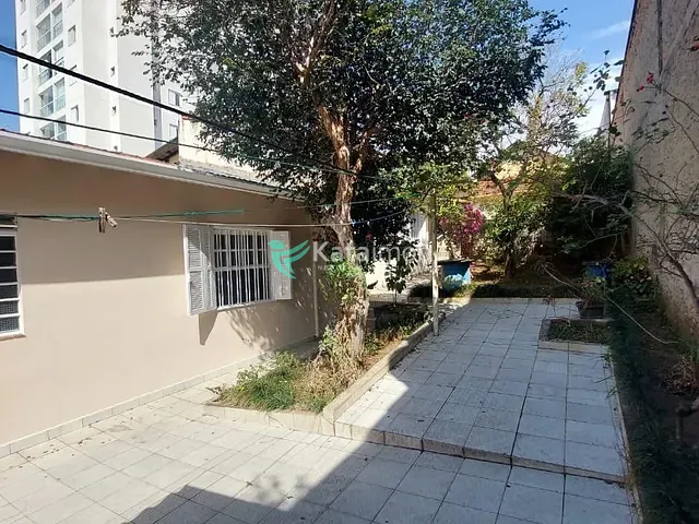 Casa 3 quartos e 2 banheiros, à venda ou para alugar, no bairro Saúde em São Paulo