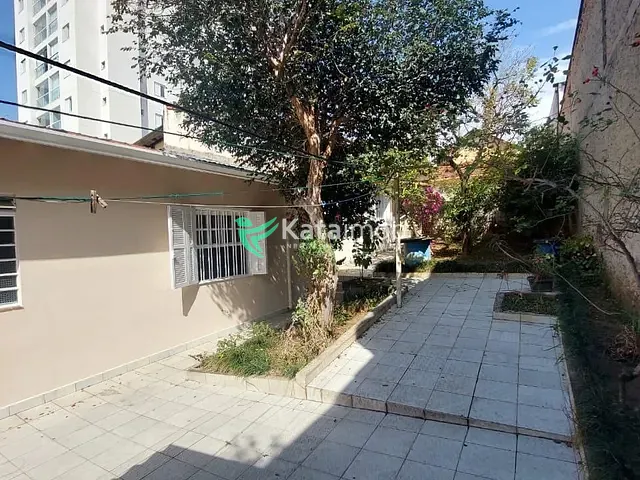 Casa 3 quartos e 2 banheiros, à venda ou para alugar, no bairro Saúde em São Paulo