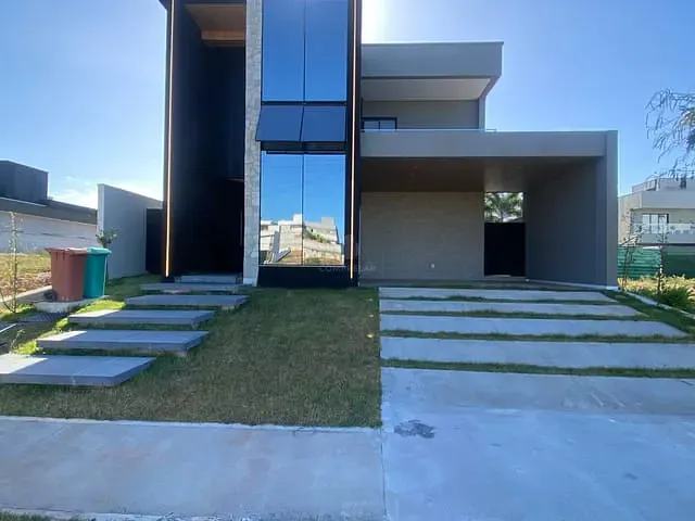 Casa 3 quartos e 3 banheiros, à venda, no bairro Cidade Alpha em Eusébio