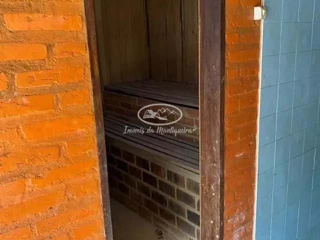 Casa com 710m² 3 quartos e 2 banheiros, à venda, no bairro Fazendinha (Penedo) em Itatiaia