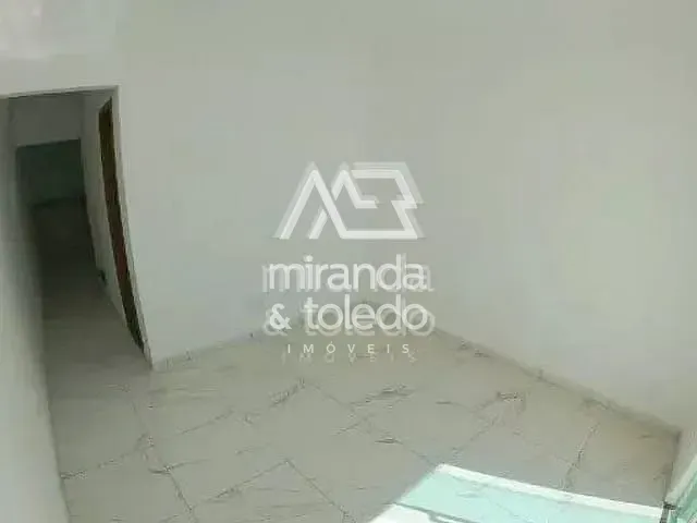 Casa com 160m² 2 quartos e 3 banheiros, à venda, no bairro Santa Mônica em Guarapari