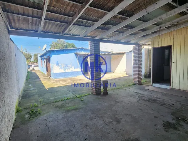 Casa 3 quartos e 2 banheiros, para alugar, no bairro Parque Granja Esperança em Cachoeirinha