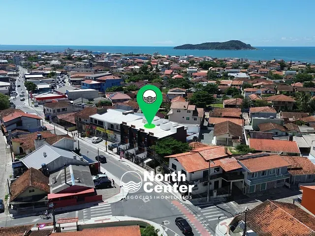 Casa com 137m² 3 quartos e 3 banheiros, à venda, no bairro CENTRO em Balneário Barra do Sul