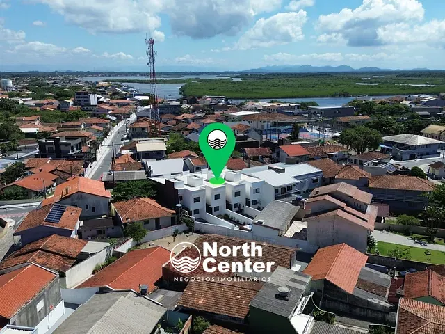Casa com 137m² 3 quartos e 3 banheiros, à venda, no bairro CENTRO em Balneário Barra do Sul